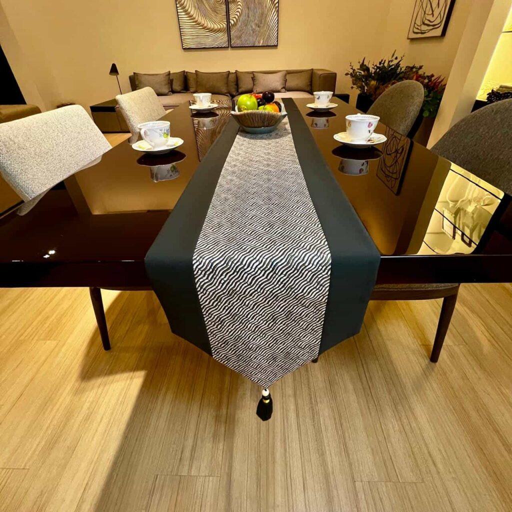 Table Runner Batik Cap Motif Galaran Hijau Army Elegan