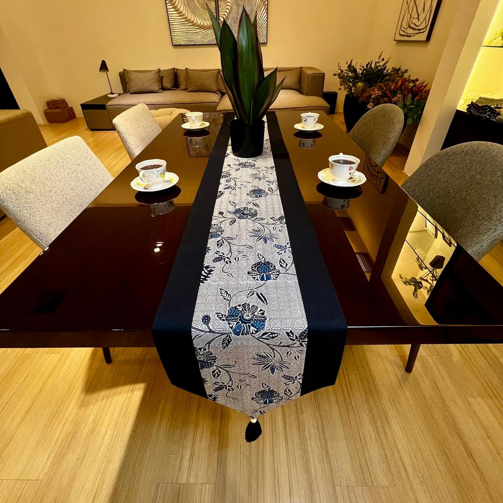 Table Runner Batik Cap Motif Galaran
