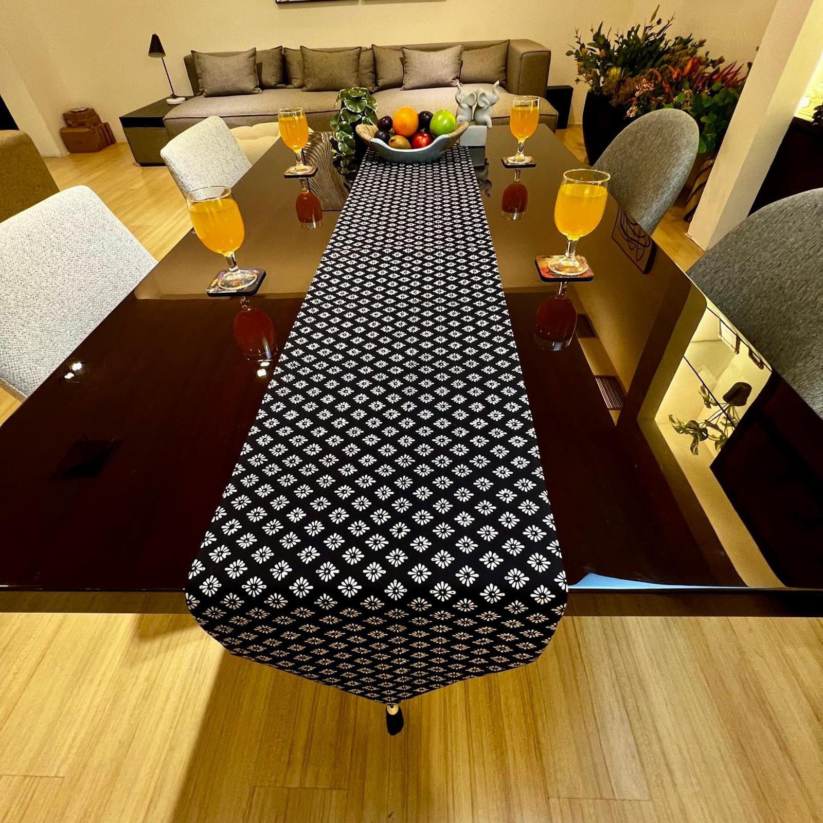 Table Runner Batik Cap Motif Truntum Elegan