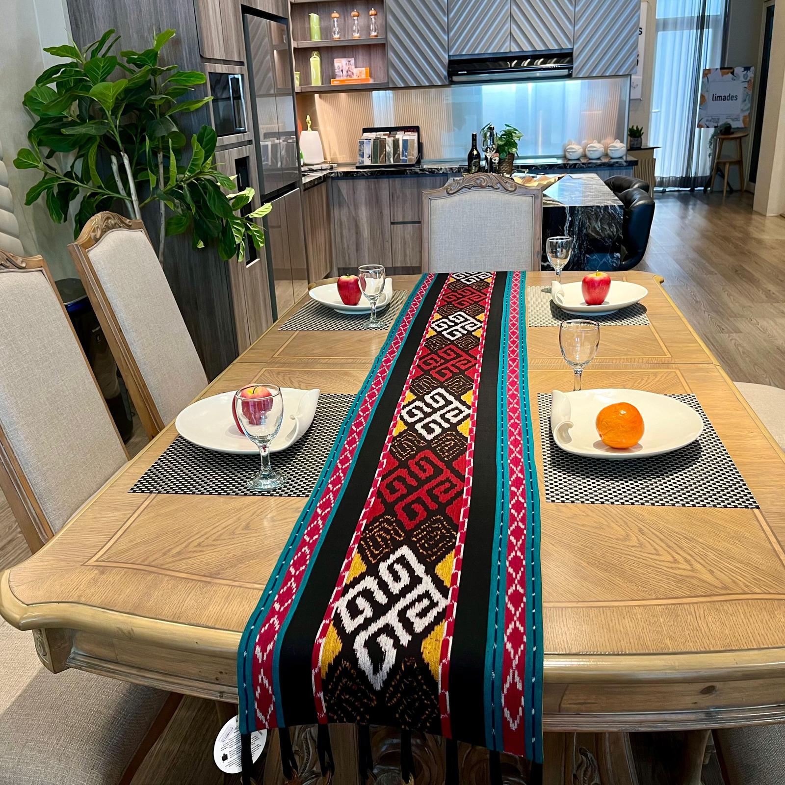 Table Runner Tenun NTT Pasalaqbi