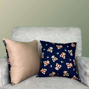 Sarung Bantal Sofa Motif Beruang
