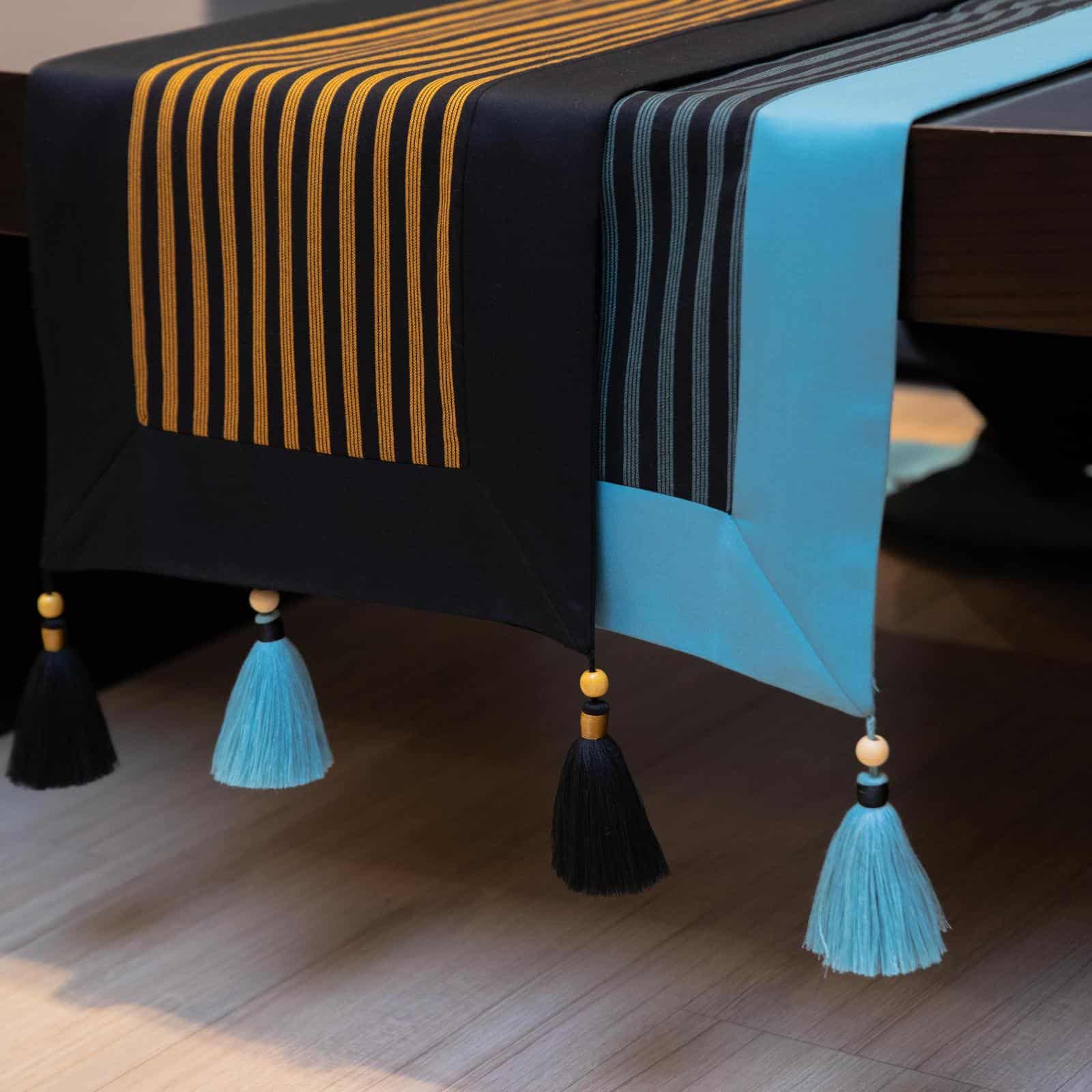 Table Runner Lurik Hitam
